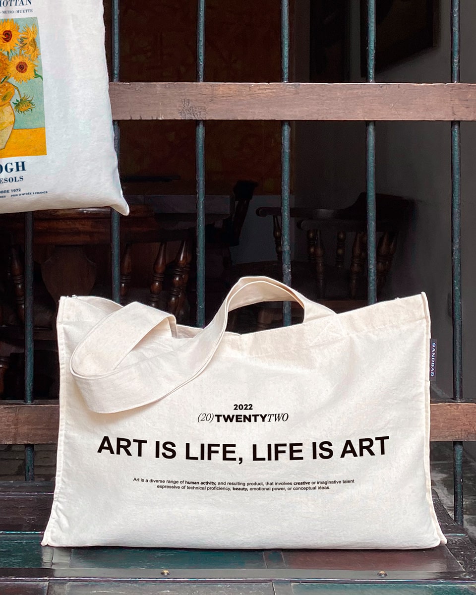 Art Is Life Tote Bag XL