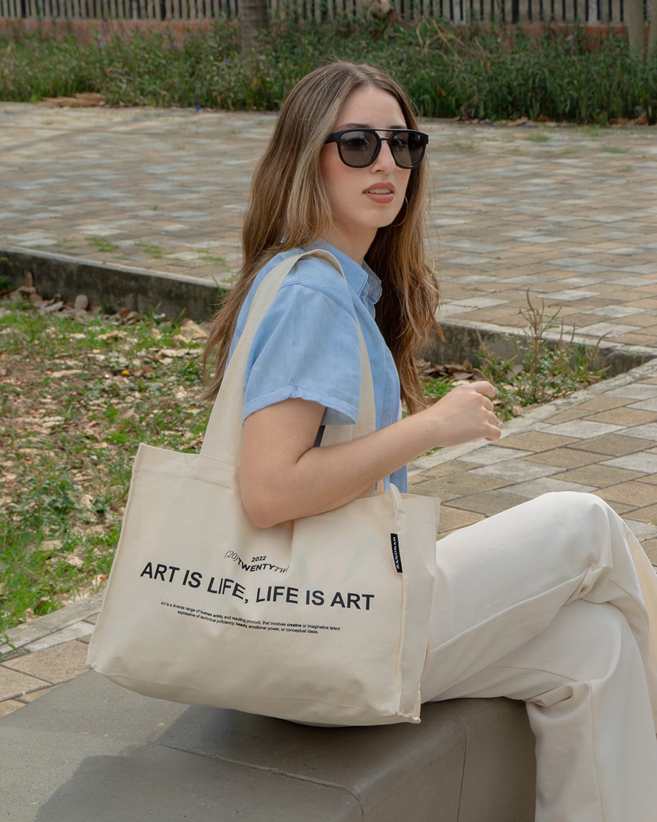 Art Is Life Tote Bag XL